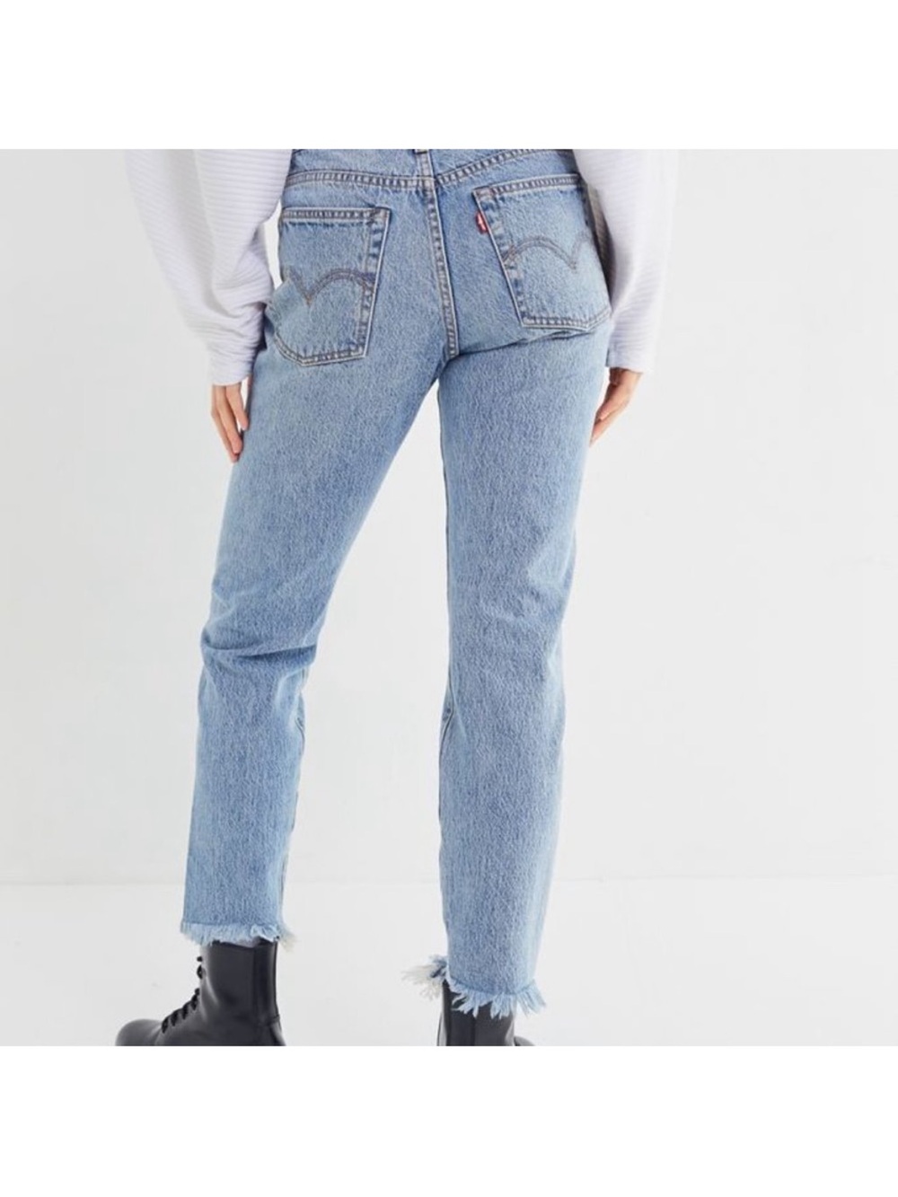 Wedgie Fit Levi’s Size 29 - NWT